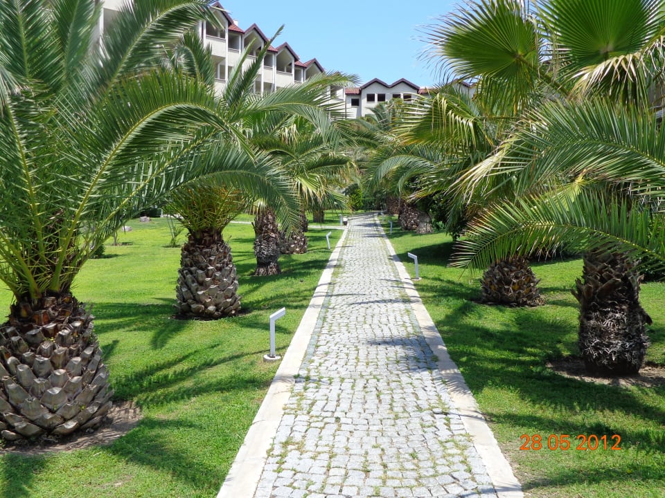 Weg zu den Zimmern Arcanus Hotels Sorgun