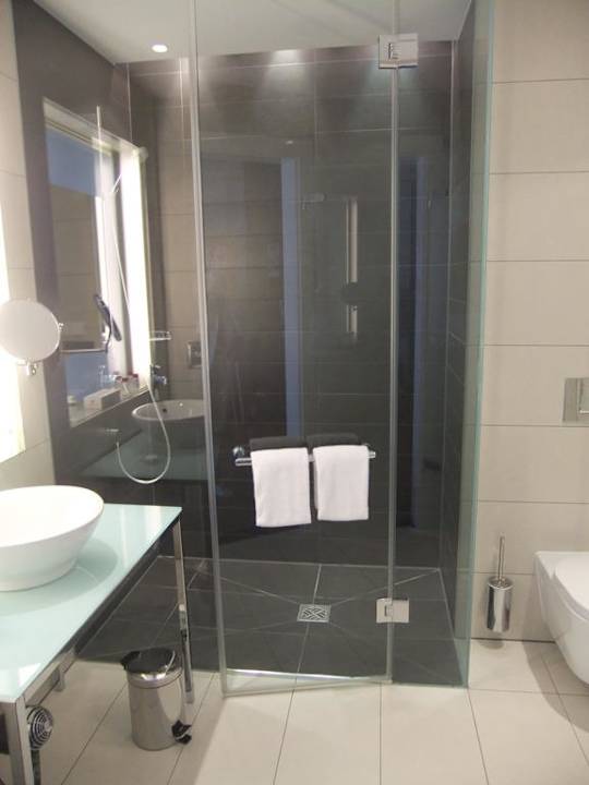 Dusche  Vienna House by Wyndham Andel's Berlin