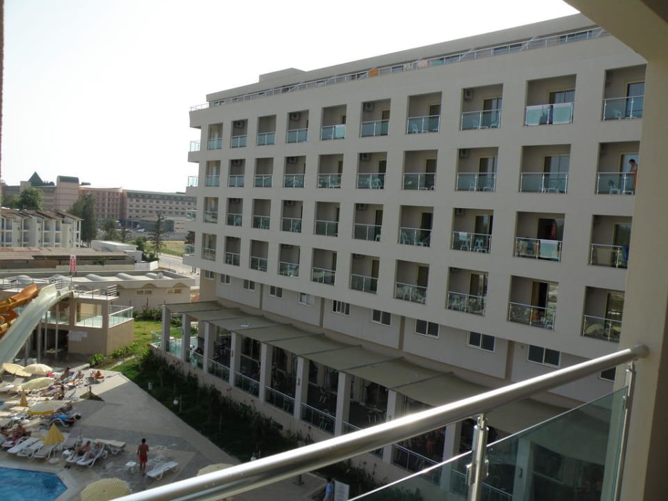 Widok z pokoju Miarosa Konaklı Garden