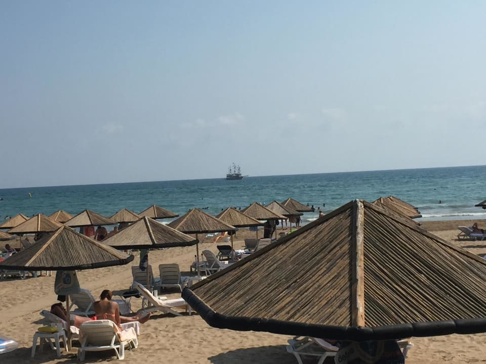 Strand Hotel Defne Garden