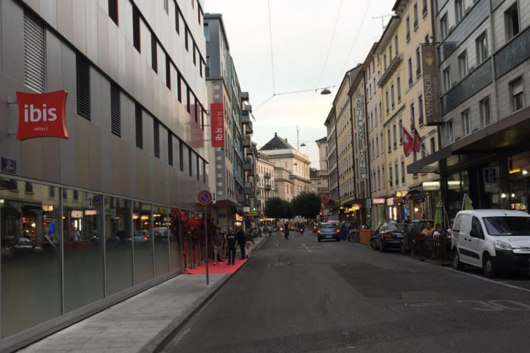 Außenansicht ibis Geneve Centre Lac