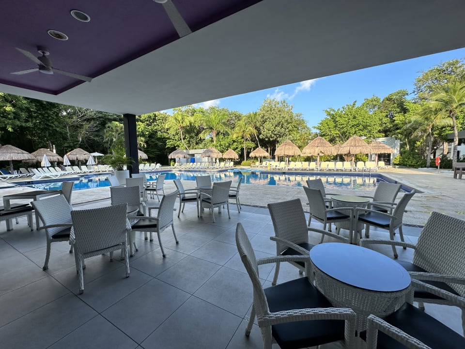 Pool Hotel Riu Lupita