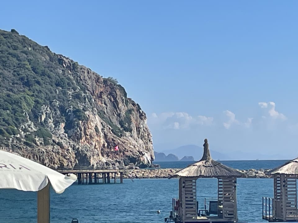 Strand Aria Resort & Spa