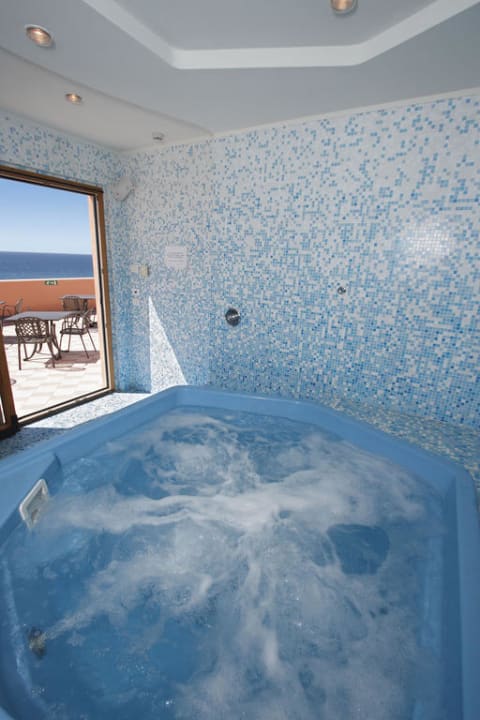 Maxi jacuzzi in terrazza Hotel Nazionale