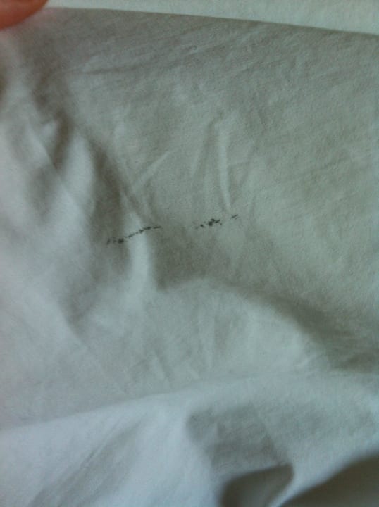 Schmiere auf der Bettwäsche Seaden Sea World Resort & Spa