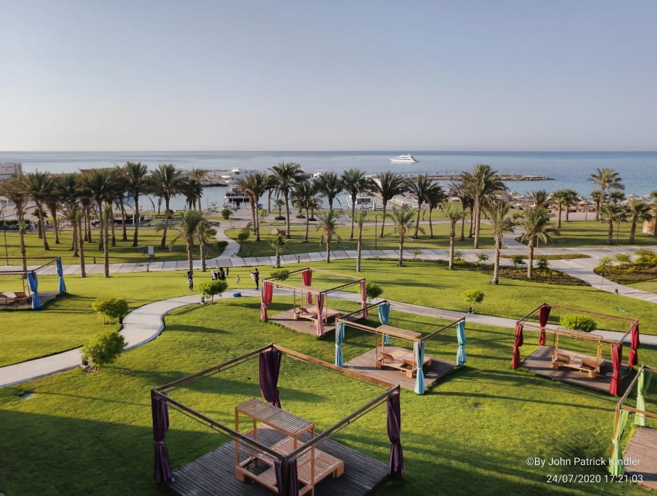 Außenansicht Hilton Hurghada Plaza
