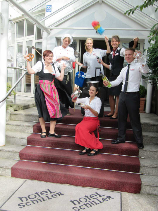 Wir bilden aus Hotel Schiller