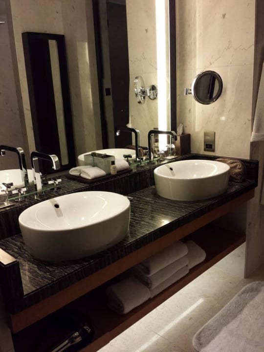 Doppelwaschbecken Park Hyatt Abu Dhabi Hotel and Villas