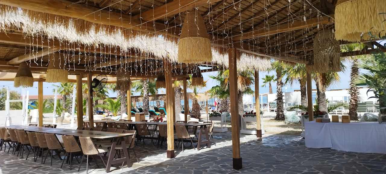 Strand Alea Hotel & Suites