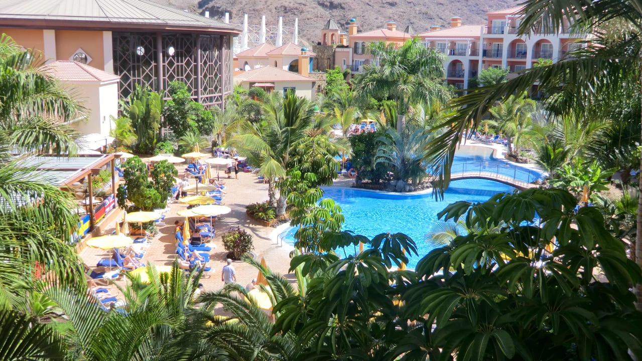 Der zweite Pool nahe der Rezeption Hotel Cordial Mogán Playa