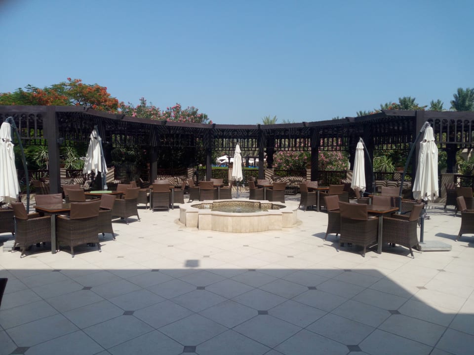 Gastro Miramar Al Aqah Beach Resort