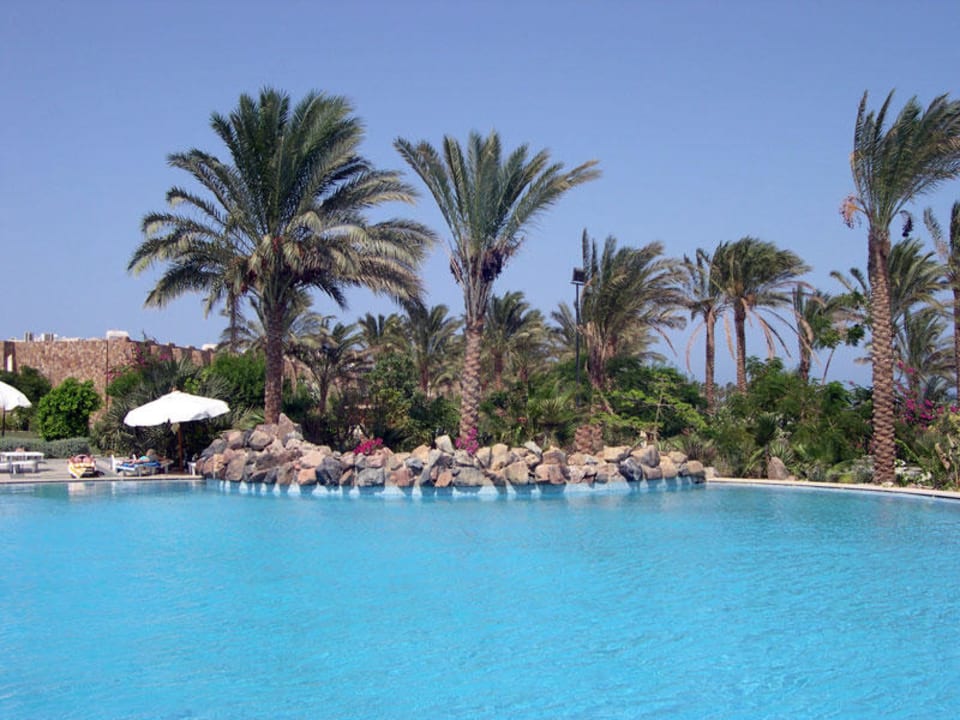 Der Pool Brayka Bay Resort