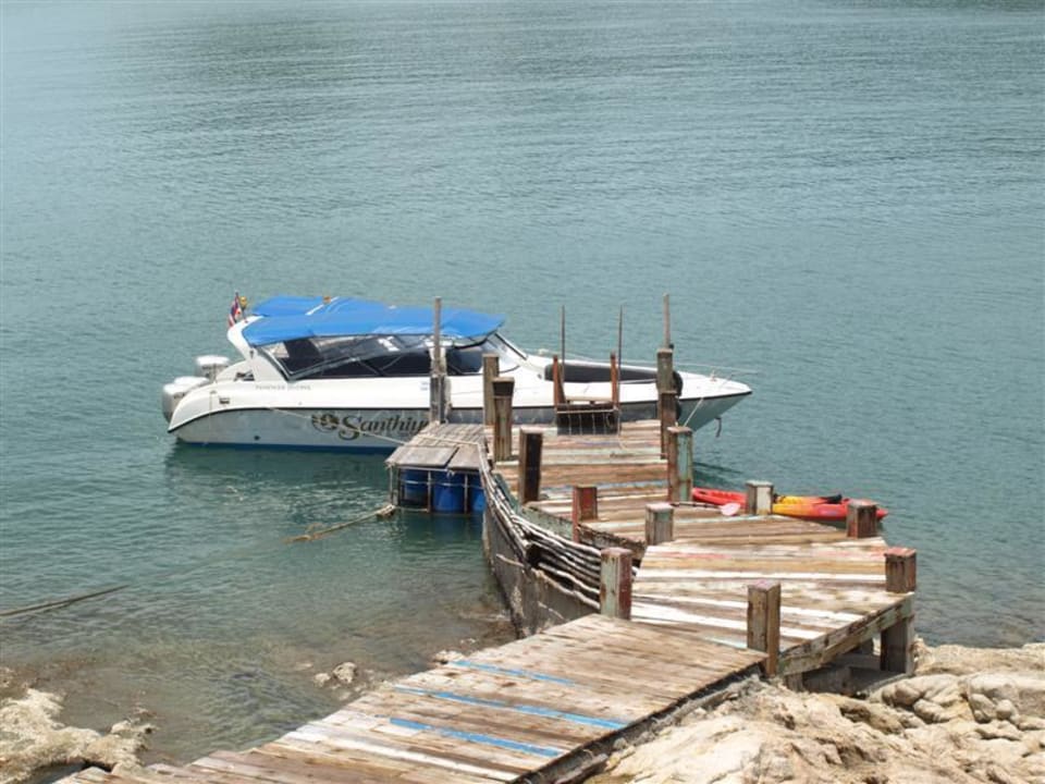 Hotelboot am Jetty Santhiya Koh Phangan Resort & Spa
