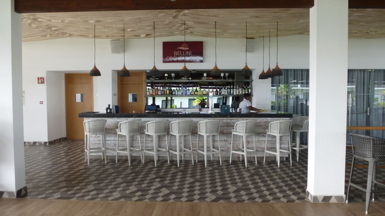 Restaurant Meliá Laguna Beach