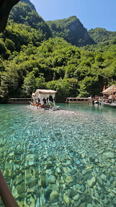 Strand Bee Eco Guest House