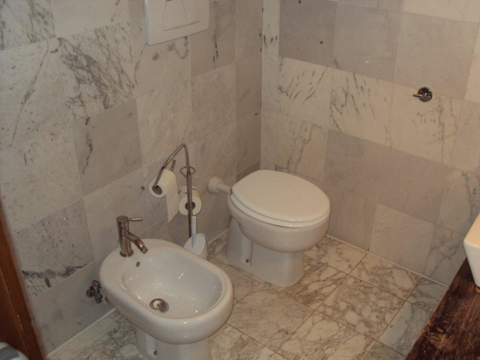 Teil des Badezimmers Hotel La Compagnia Del Viaggiatore