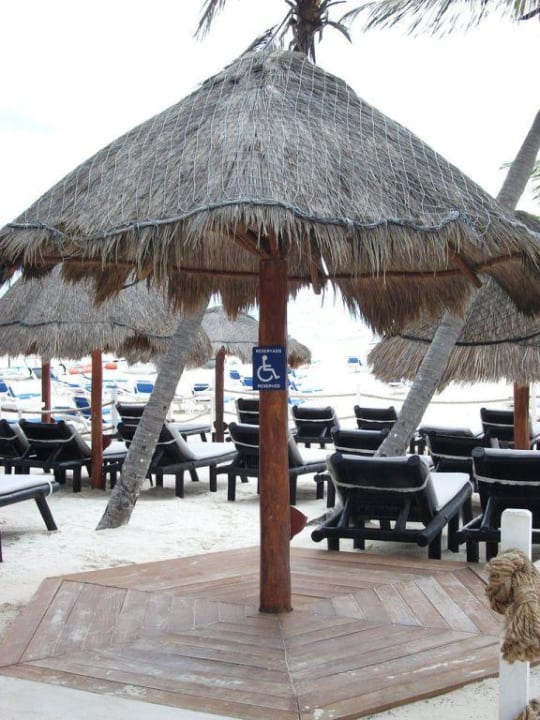 Sonnenschirm für Rollstuhlfahrer Viva Azteca by Wyndham - All Inclusive Resort
