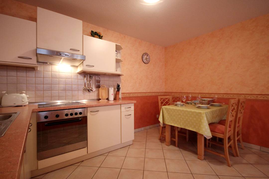 Zimmer Rujana Ferienwohnungen - Villa Seerose