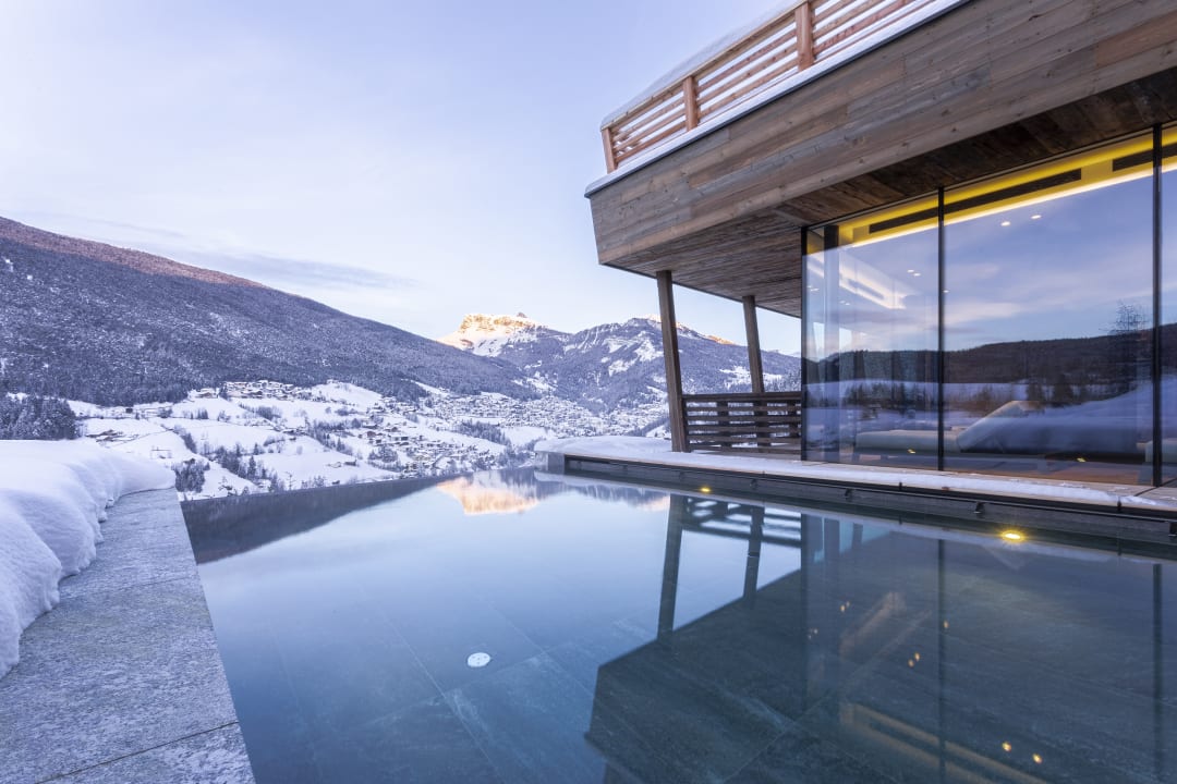 Pool Hotel Niblea Dolomites