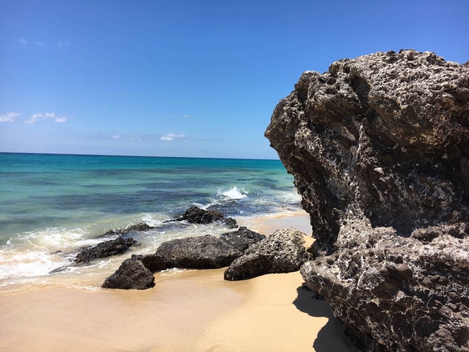 Die Felsen am Ende des langen Strandes. SBH Costa Calma Beach Resort