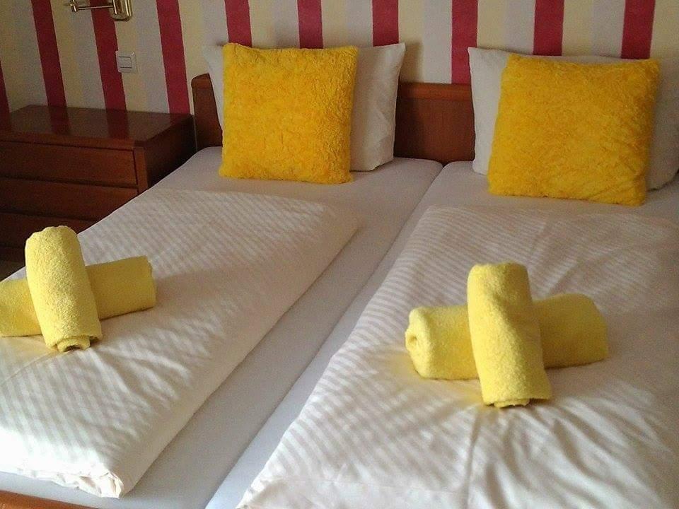 Zimmer 17 Dom Hotel
