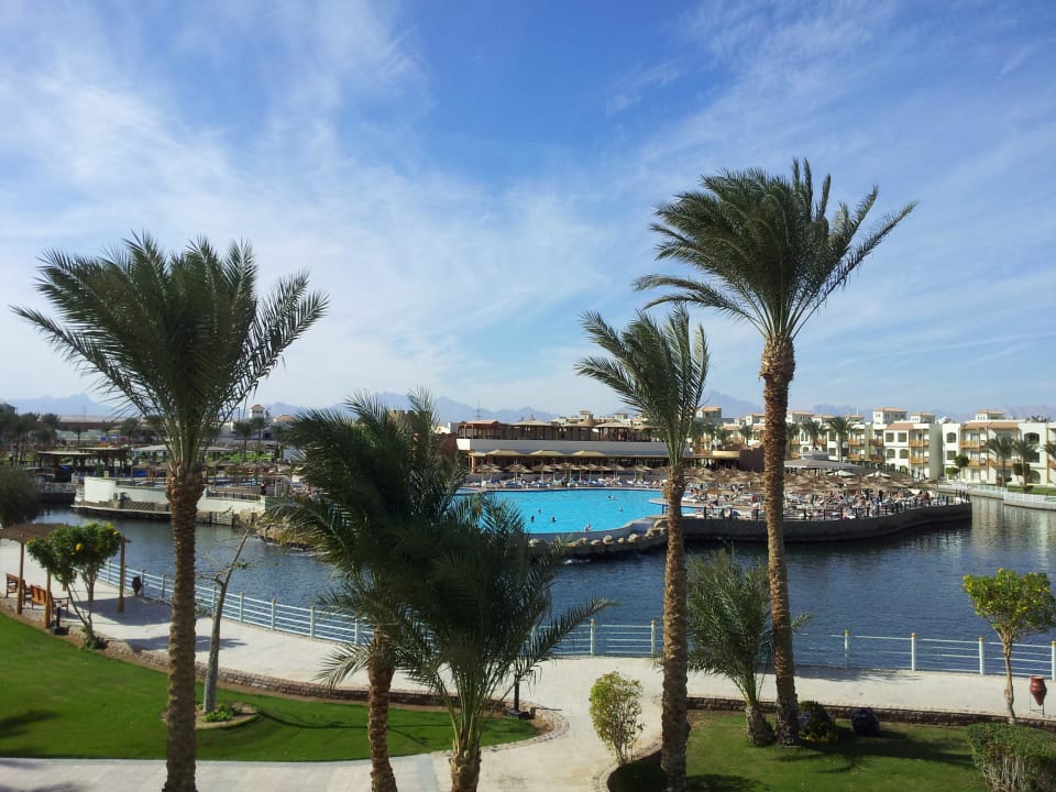 Blick über die Anlage Pickalbatros Dana Beach Resort - Hurghada
