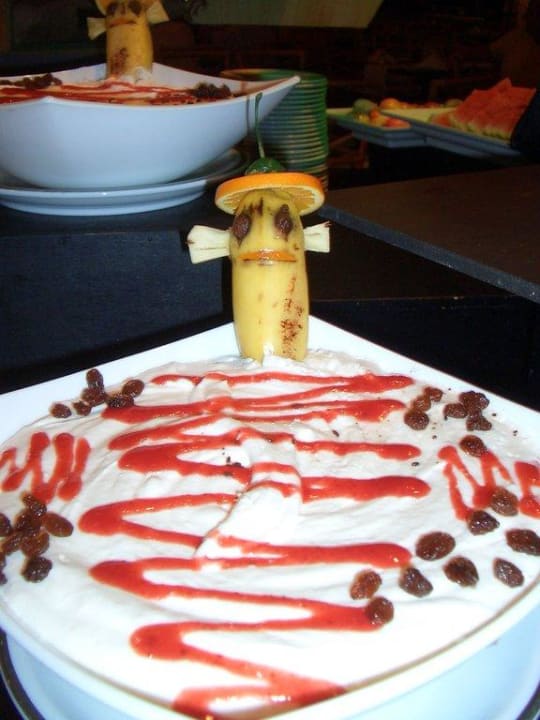 Ein der vielen guten Nachspeisen Adaaran Select Meedhupparu Island Resort - Premium All Inclusive