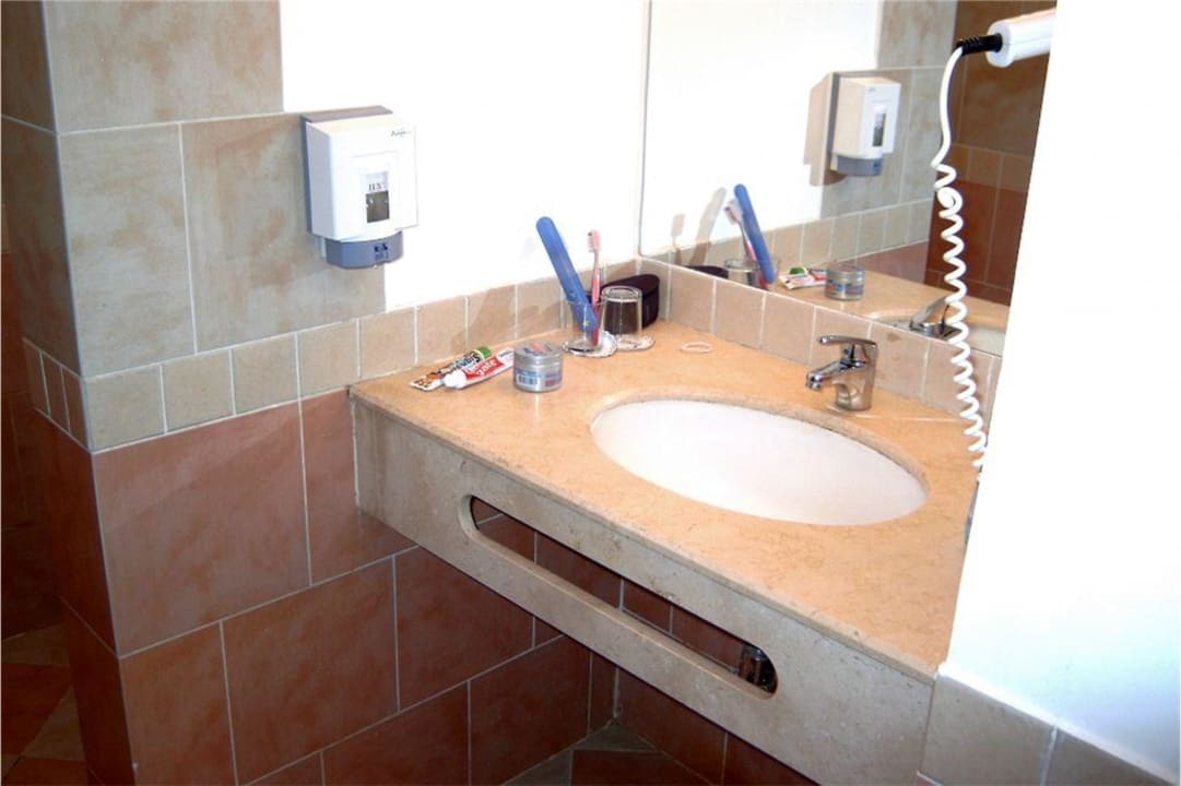 Das BAD - bzw. der Waschtisch Jaz Makadi Oasis Resort