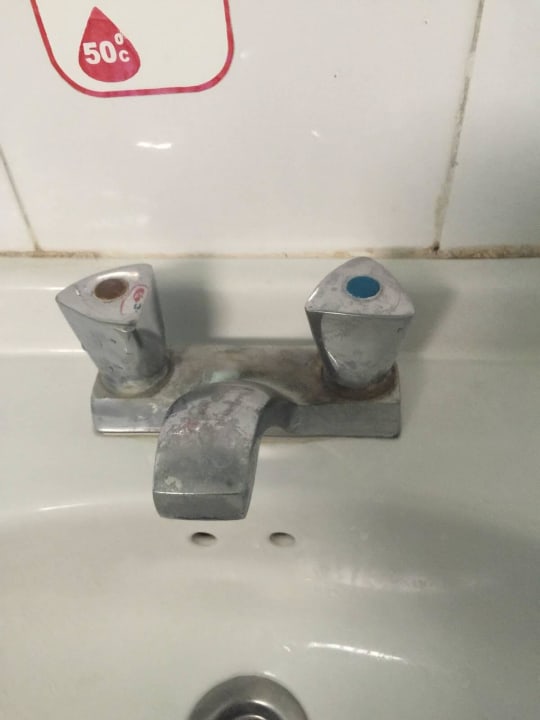 Sauber ist anders Hotel Vedado