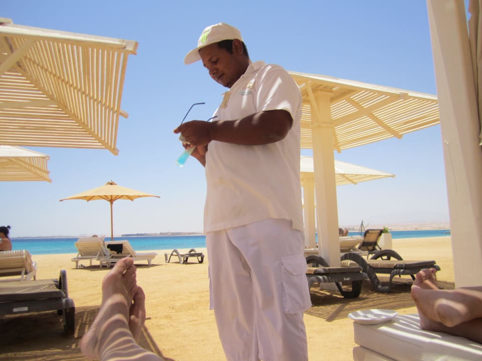 Brillenreinigungsservice am Strand Kaisol Romance Resort