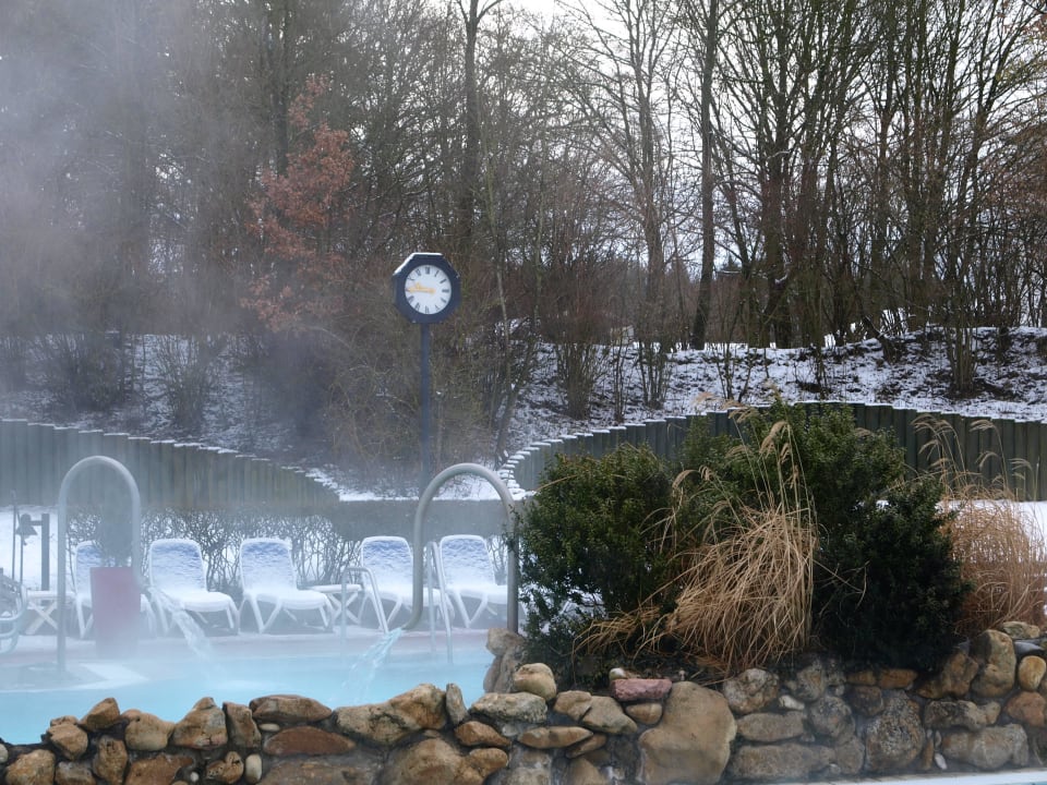 Außenpool mit 37 Grad Hotel Das Ludwig