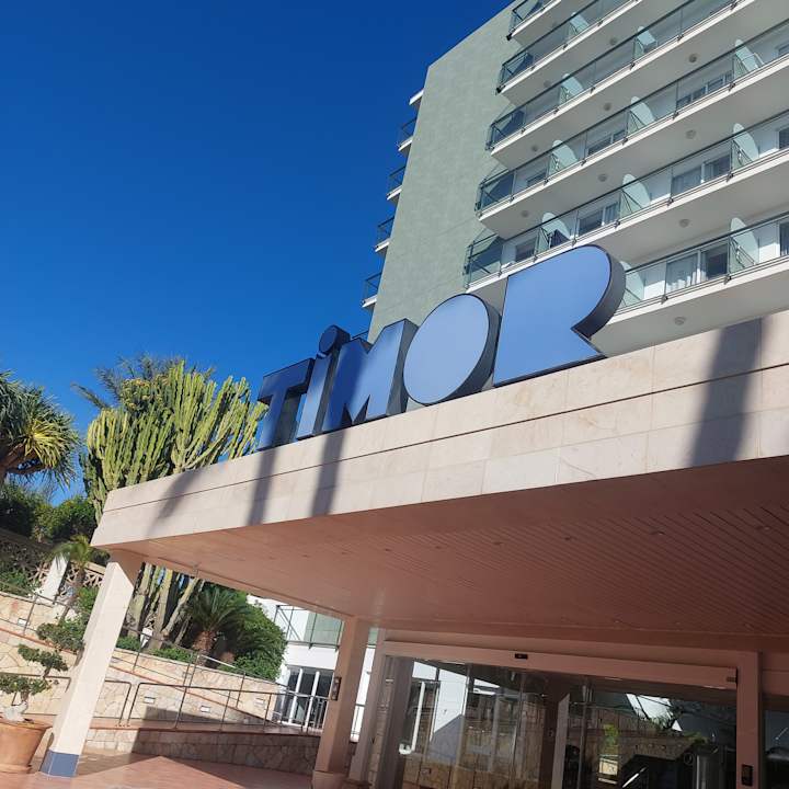 Außenansicht Hotel Timor