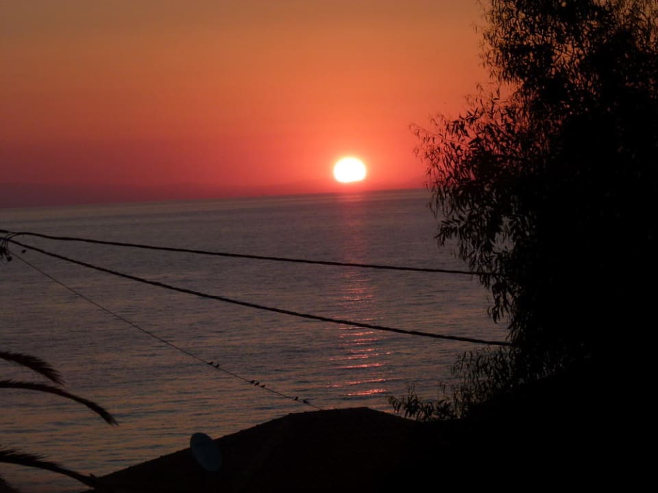 Mondaufgang Hotel Belussi Beach