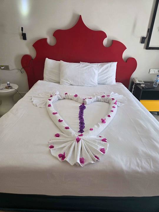 Zimmer Seaden Valentine Resort & Spa