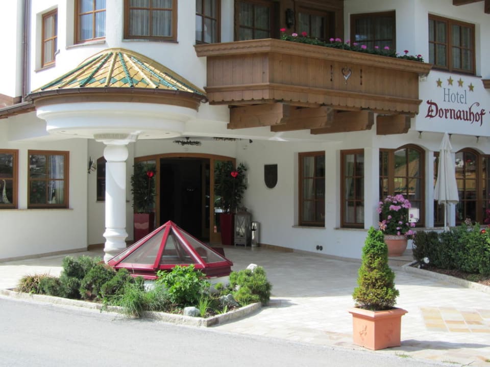 Hotelzugang Hotel Dornauhof
