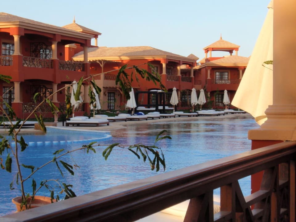 Blick von der Terrasse Pickalbatros Alf Leila Wa Leila Resort - Neverland Hurghada