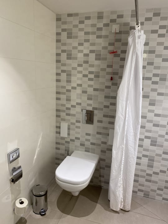 Zimmer Hampton by Hilton Frankfurt City Centre East