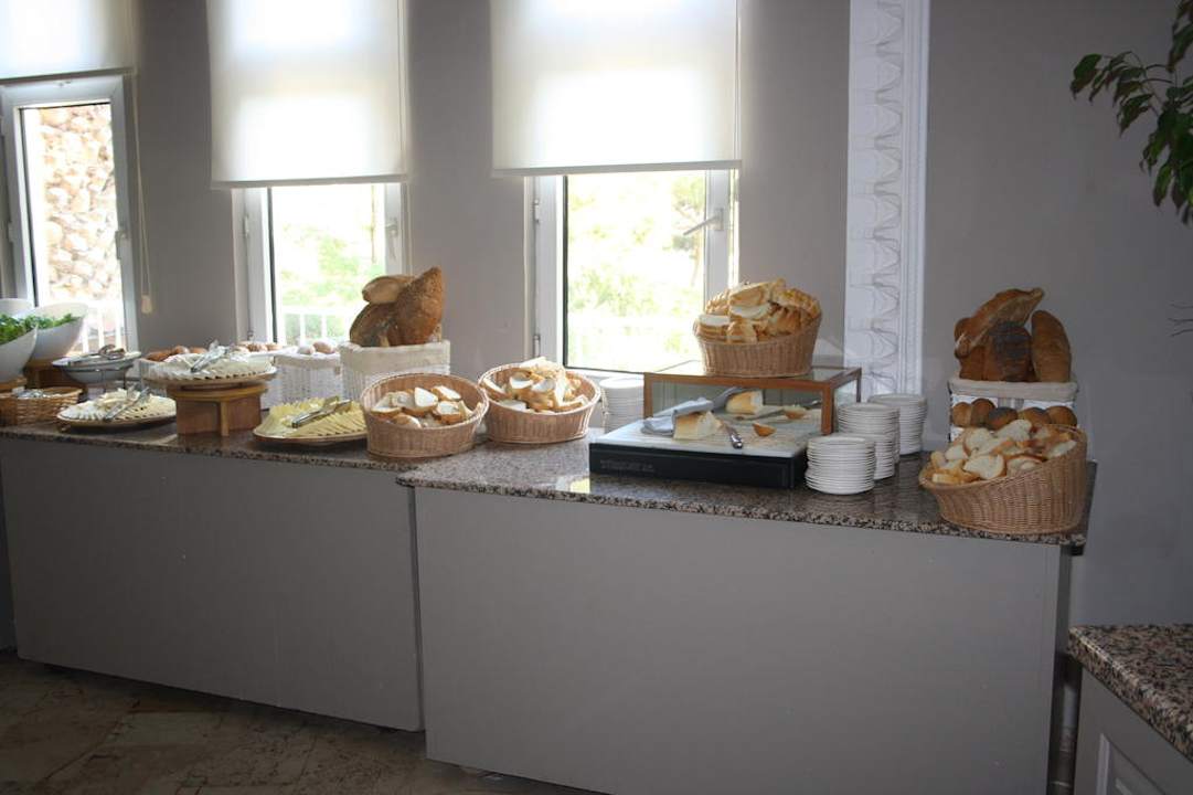 Büffet Ladonia Hotels Adakule