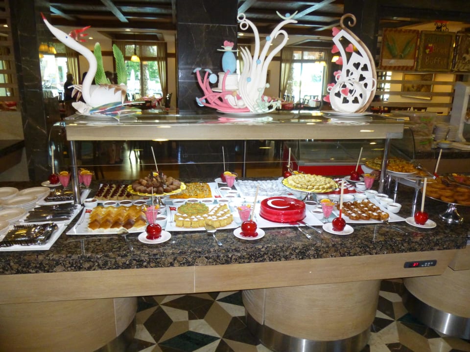 Das Buffet Alba Queen Hotel