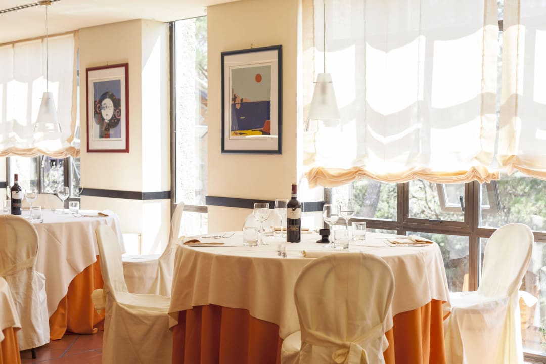 Hall Residence L'Heritage suites Aristoteles 225 by Bluebay