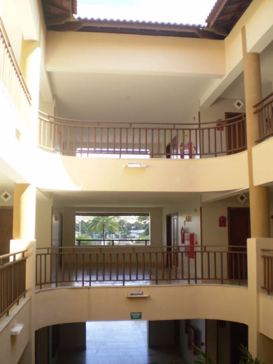 Pasillos camino a las habitaciones Grand Palladium Imbassai Resort & Spa