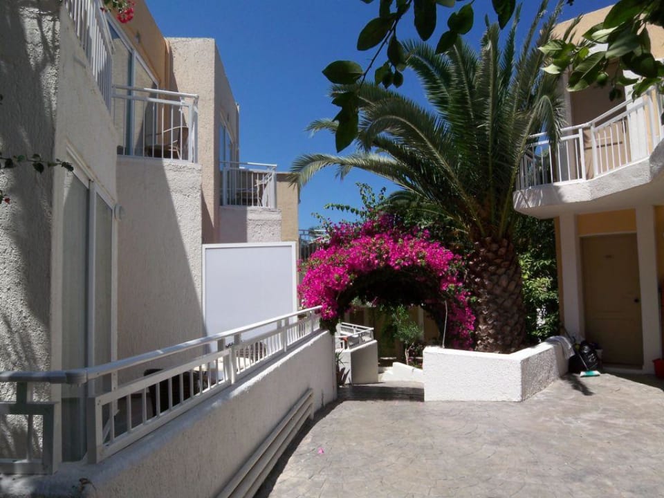 Hotelanlage - Teil 1 Nefeli Hotel Rethymno