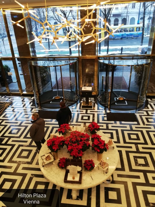 Lobby Hilton Vienna Plaza