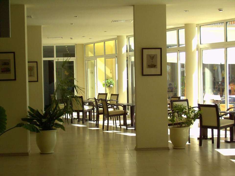 Die Hotelhalle/der Aufenthaltsbereich Sun Palace