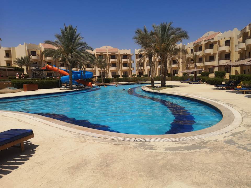 Pool Coral Hills Resorts & SPA