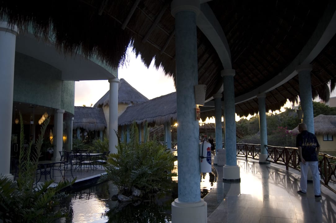 White Sands bei den Restaurants Grand Palladium Kantenah Resort & Spa