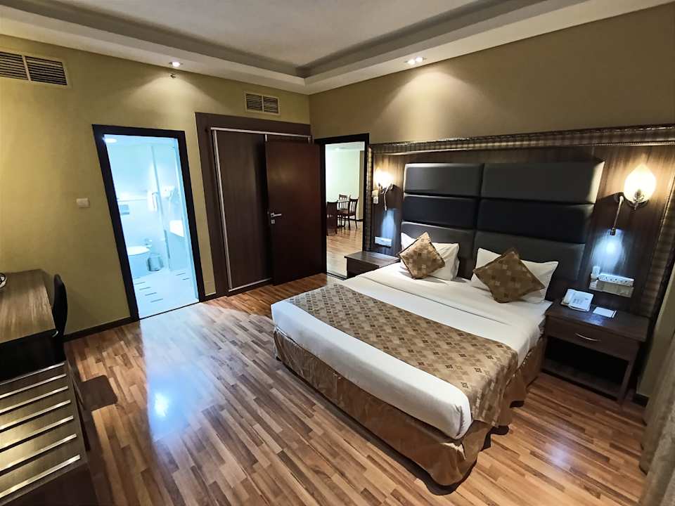 Zimmer Pearl Swiss Hotel