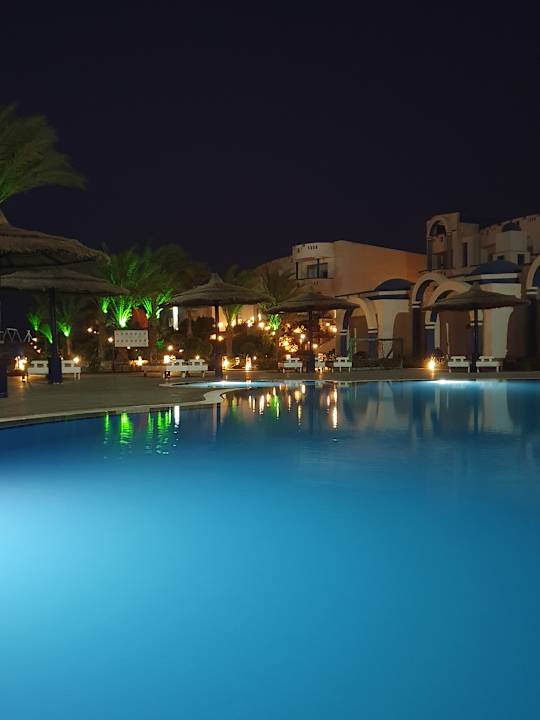 Pool Coral Sun Beach