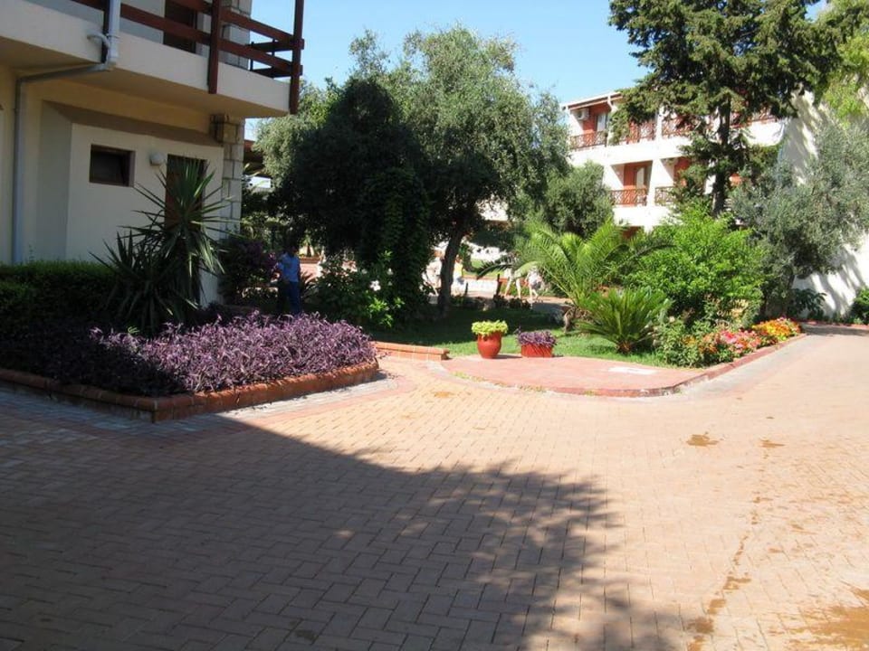 Цветочный микрорайон Horus Paradise Luxury Resort & Club