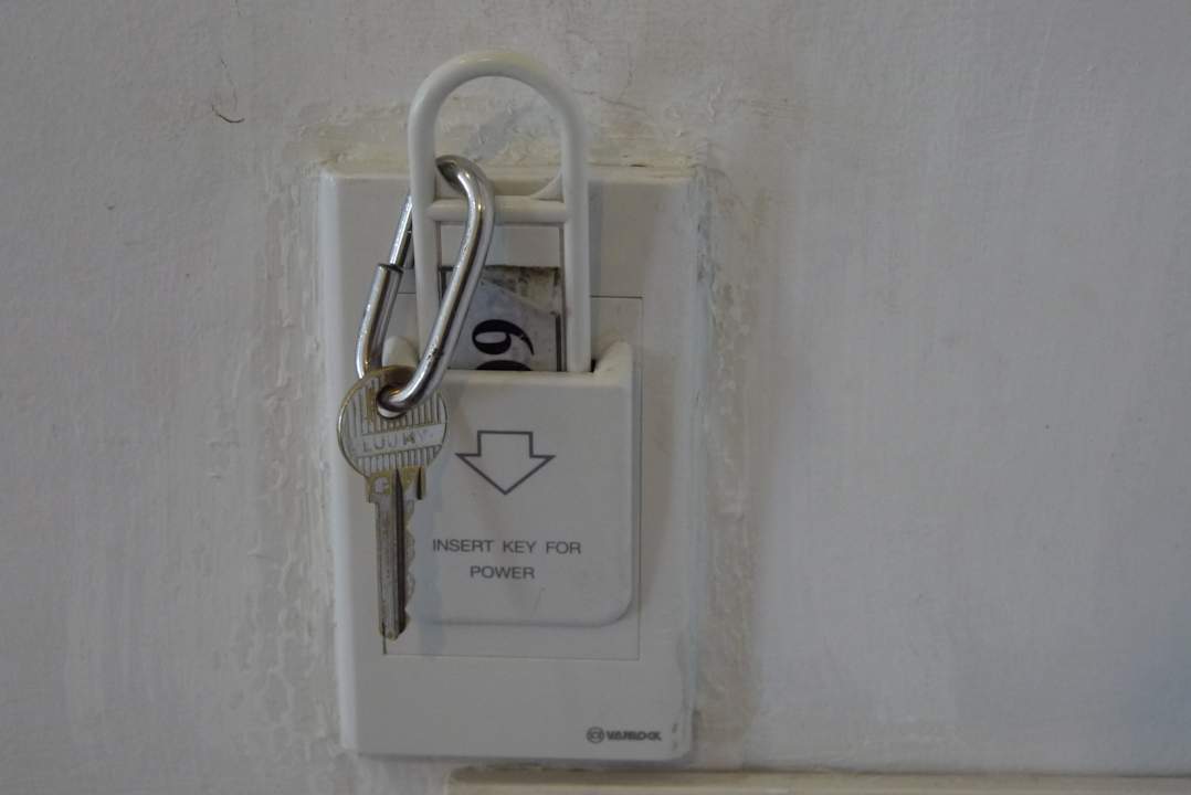 Mould and dirt on key plug Hotel Thaison Palace